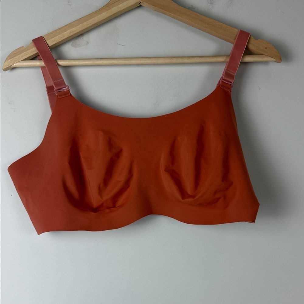 Knix Seamless Orange/Pink Reversible Bralette Size 30A